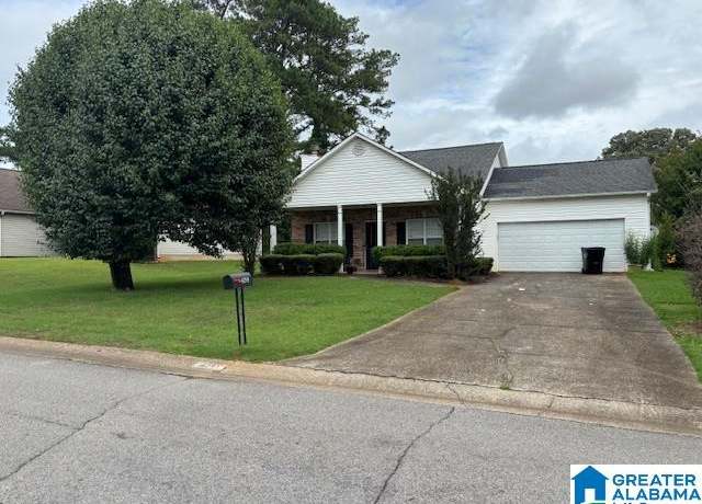 Property at 4291 Candle Brook Ln, Bessemer, AL 35022, 3 beds, 2 baths