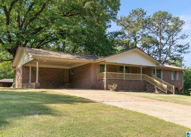 Property at 1310 Grimes Cir, Bessemer, AL 35020, 3 beds, 2 baths