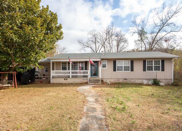Property at 712 12th Ave NE, Jacksonville, AL 36265, 4 beds, 1.5 baths