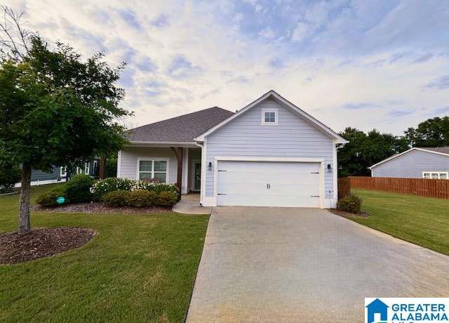 Property at 109 Shelby Farms Dr, Alabaster, AL 35007, 3 beds, 2 baths