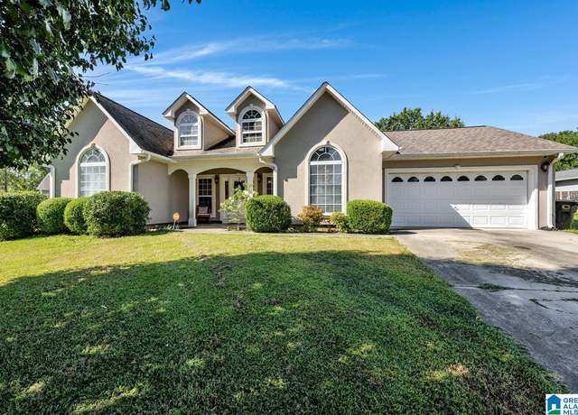 Property at 1535 Petrea Dr SE, Cullman, AL 35055, 3 beds, 2 baths