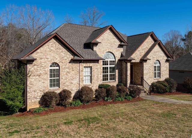 Property at 260 Hawks Bend Ln, Odenville, AL 35120, 4 beds, 3 baths