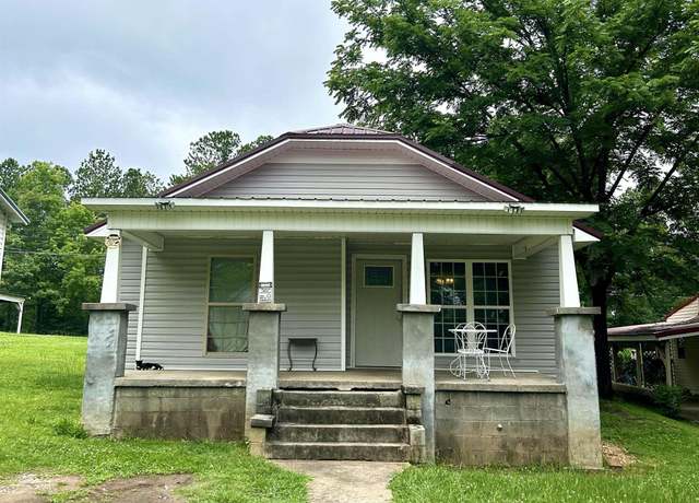 Property at 3912 Cross St N, Anniston, AL 36201, 2 beds, 1 bath