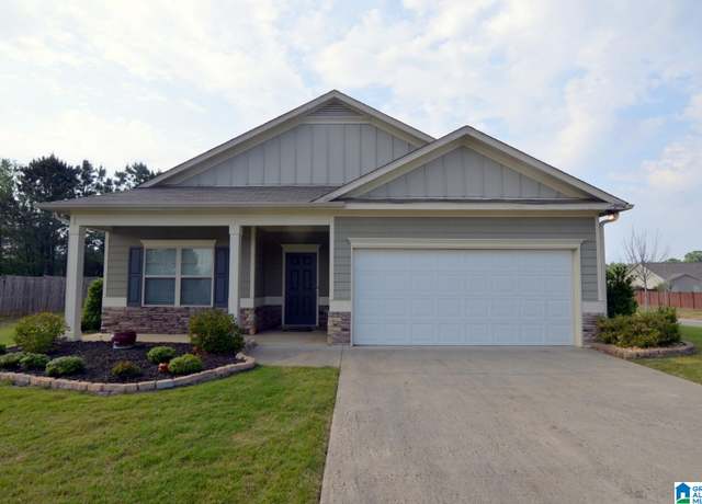 Property at 200 Springs Crossing Cir, Columbiana, AL 35051, 3 beds, 2 baths