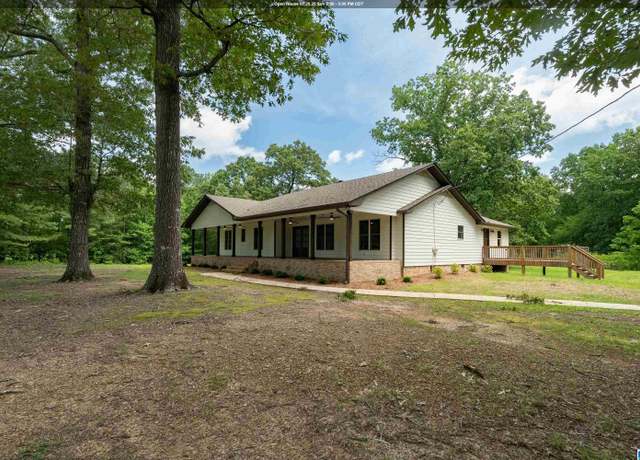 Property at 270 Houston Dr, Odenville, AL 35120, 4 beds, 3 baths