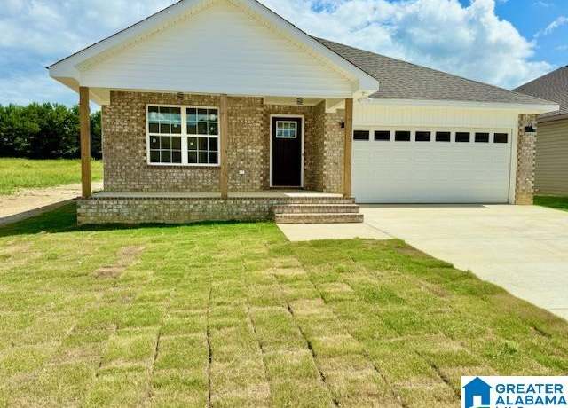 Property at 1006 Spring View Ln, Clanton, AL 35045, 3 beds, 2 baths