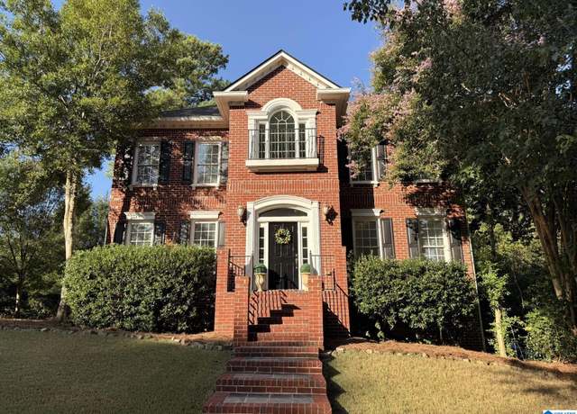 Property at 200 Maple Trce, Hoover, AL 35244, 4 beds, 3.5 baths
