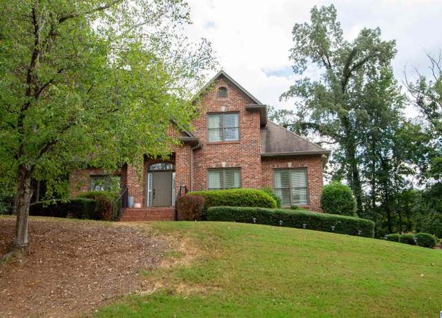 Property at 760 Carl Raines Lake Rd, Hoover, AL 35244, 4 beds, 3.5 baths