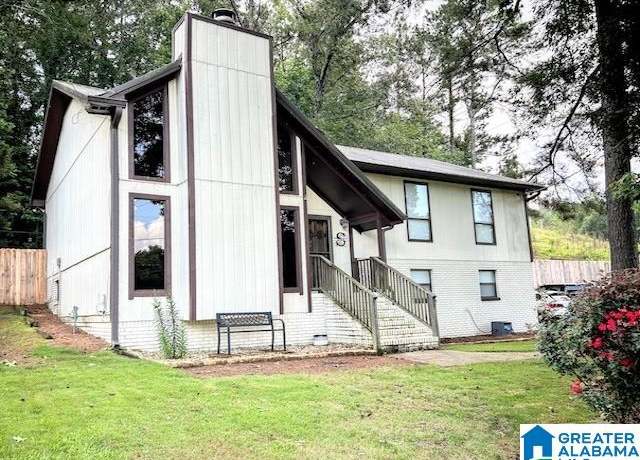 Property at 1025 Old Section Rd, Hoover, AL 35244, 3 beds, 2 baths