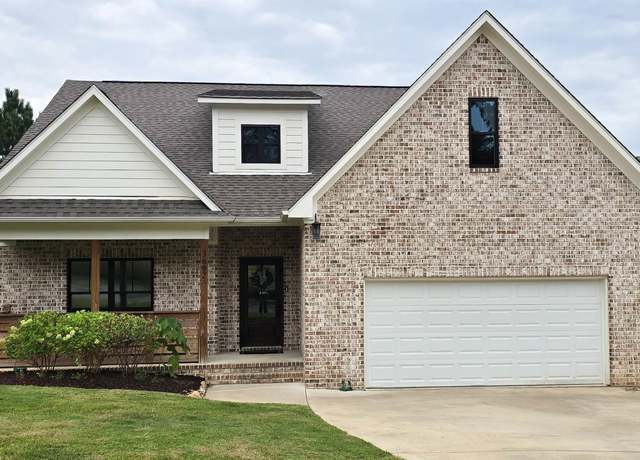 Property at 3692 Vanderbilt Way, Fultondale, AL 35068, 4 beds, 3 baths