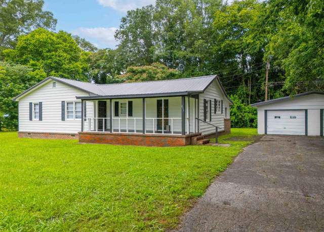 Property at 211 Corning St, Anniston, AL 36201, 2 beds, 2 baths