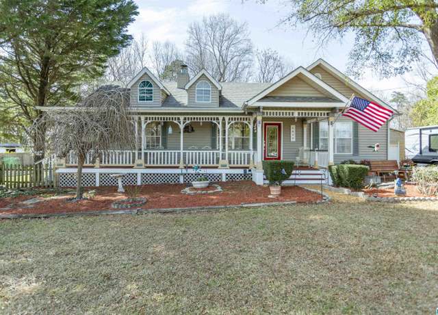 Property at 6890 Garrett Rd, Gardendale, AL 35071, 2 beds, 2 baths