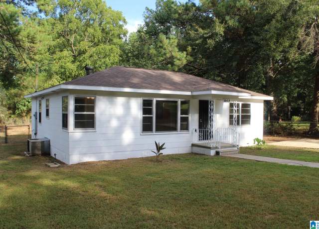 Property at 1009 Stowe St, Birmingham, AL 35224, 3 beds, 1 bath