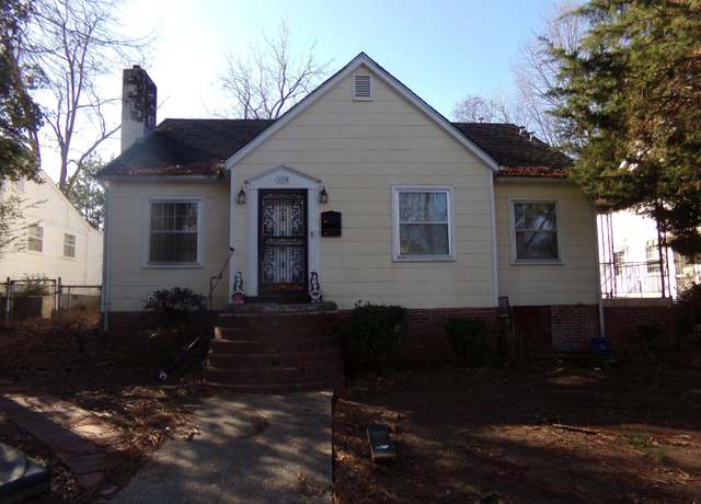Property at 108 E 21st St, Anniston, AL 36201, 4 beds, 2 baths