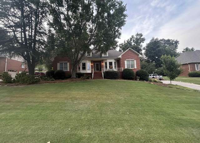 Property at 307 Roundabout Dr, Trussville, AL 35173, 5 beds, 3 baths