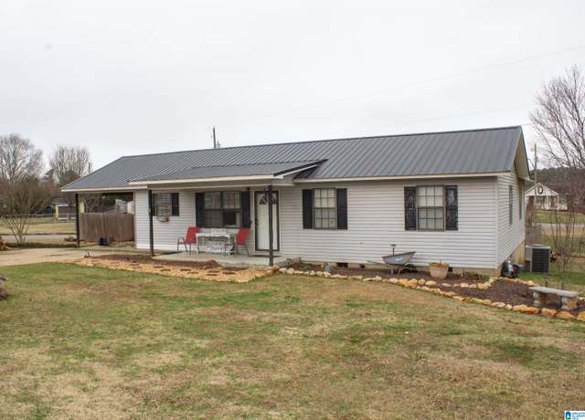 Property at 1536 Buckelew Bridge Rd, Anniston, AL 36207, 3 beds, 1 bath