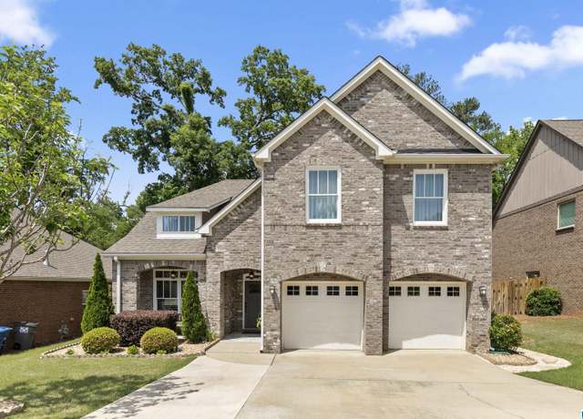 Property at 1224 Hunters Gate Dr, Hoover, AL 35242, 4 beds, 2.5 baths