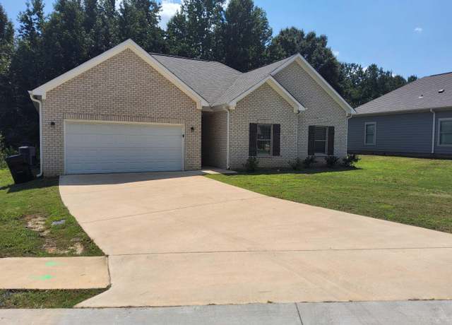Property at 210 Avalon Way, Clanton, AL 35045, 4 beds, 2 baths