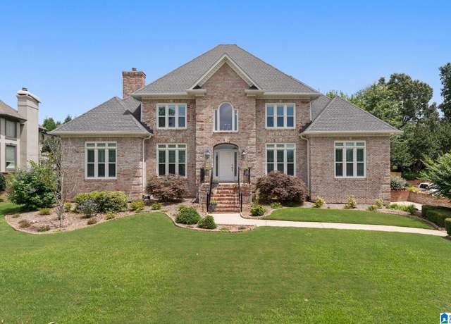 Property at 513 Oakline Dr, Hoover, AL 35226, 5 beds, 4.5 baths