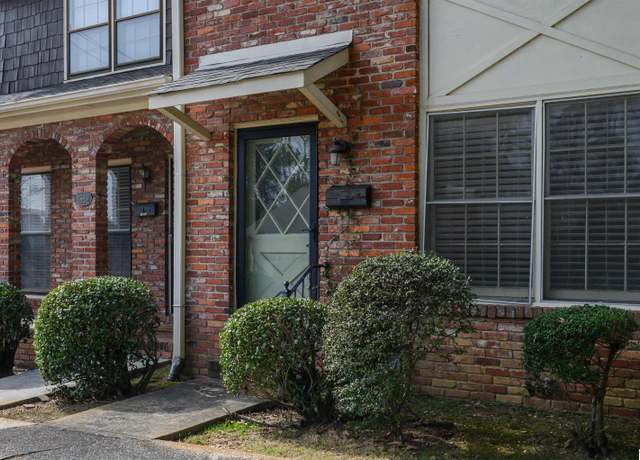 Property at 1861 Valgreen Ln Unit D2, Hoover, AL 35226, 2 beds, 1.5 baths