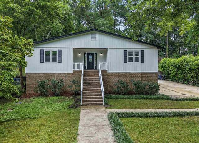 Property at 113 Woodland Cir, Trussville, AL 35173, 5 beds, 3 baths