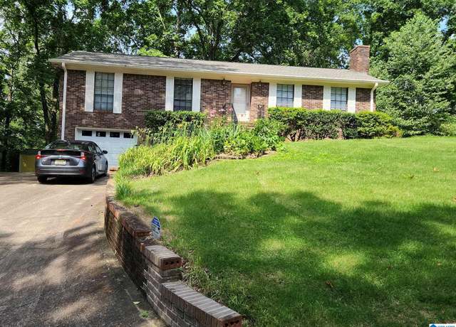 Property at 6806 Green Acres Cir, Pinson, AL 35126, 5 beds, 2 baths
