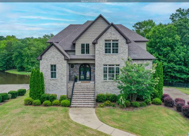 Property at 2007 Karah Dr, Moody, AL 35004, 4 beds, 4.5 baths