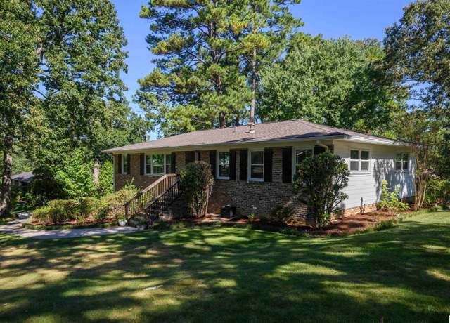 Property at 1840 Valgreen Ln, Hoover, AL 35226, 5 beds, 3.5 baths