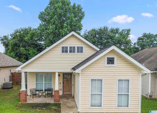 Property at 213 Creekstone Trl, Calera, AL 35040, 3 beds, 2 baths
