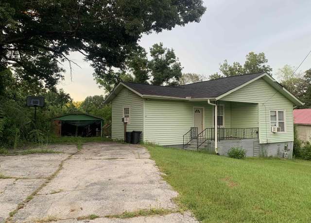 Property at 614 8th Ave NE, Graysville, AL 35073, 2 beds, 1 bath