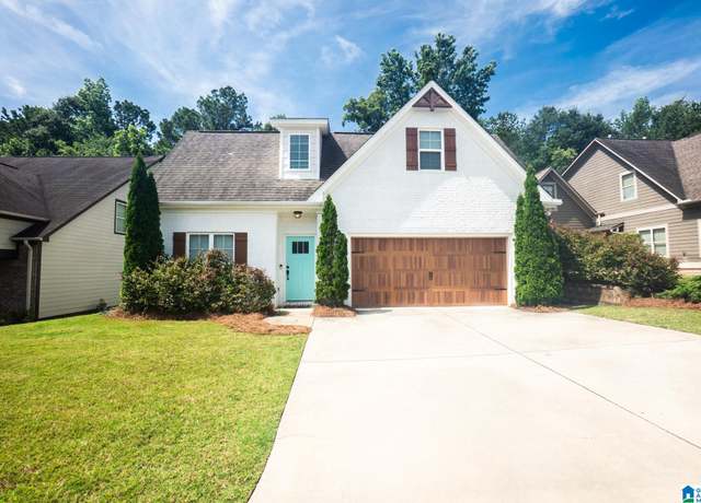 Property at 896 Valley Cir, Leeds, AL 35094, 4 beds, 2 baths
