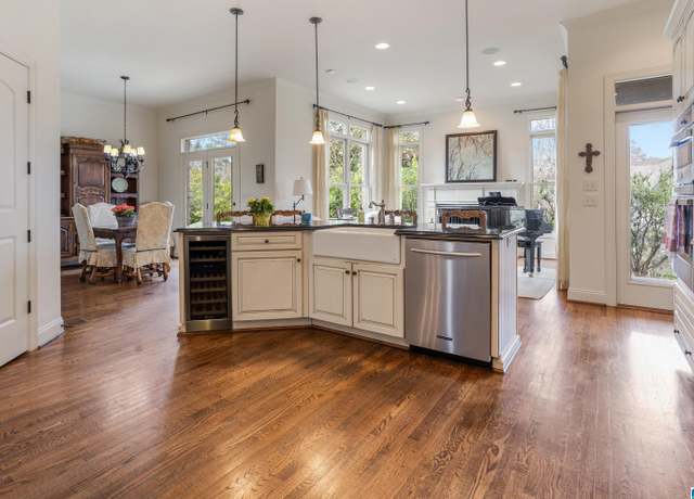 Property at 133 Biltmore Dr, Birmingham, AL 35242, 4 beds, 3.5 baths