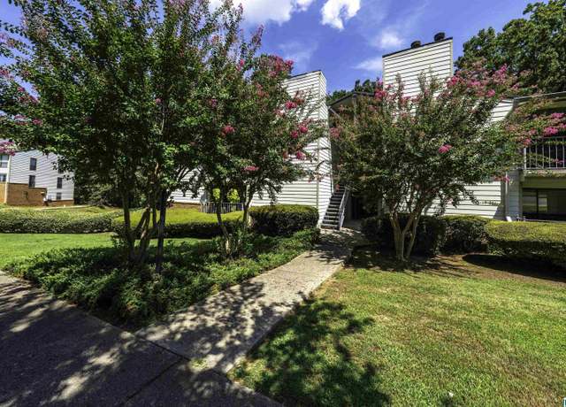 Property at 701 Gables Dr #701, Hoover, AL 35244, 2 beds, 2 baths