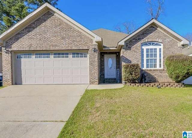 Property at 5020 Smithfield Cir, Northport, AL 35473, 3 beds, 2 baths