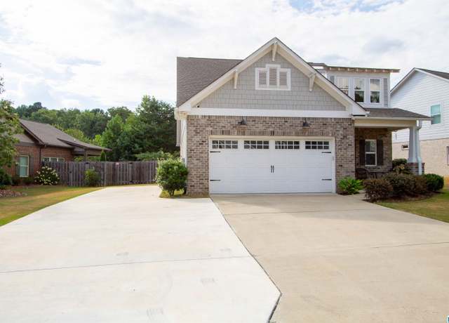 Property at 1447 Woodridge Pl, Gardendale, AL 35071, 4 beds, 2.5 baths