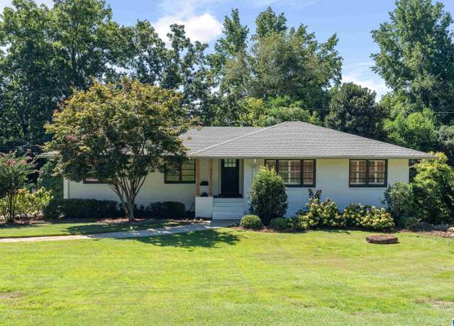 Property at 1853 Southwood Rd, Vestavia Hills, AL 35216, 3 beds, 2 baths