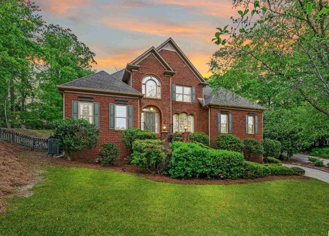 Property at 2800 Paden Way, Vestavia Hills, AL 35226, 5 beds, 4.5 baths