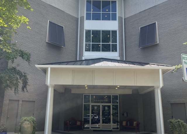 Property at 3038 Massey Rd #304, Vestavia Hills, AL 35216, 2 beds, 2.5 baths