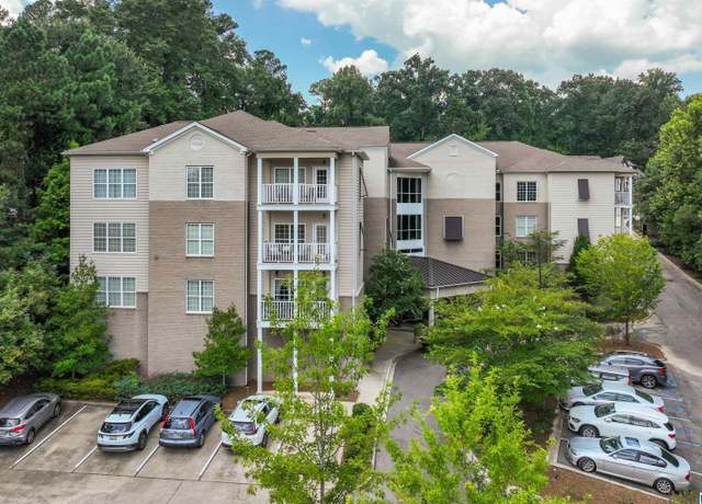 Property at 3038 Massey Rd #304, Vestavia Hills, AL 35216, 2 beds, 2.5 baths
