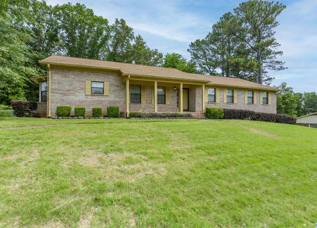 Property at 908 18th Ave NW, Birmingham, AL 35215, 4 beds, 3 baths