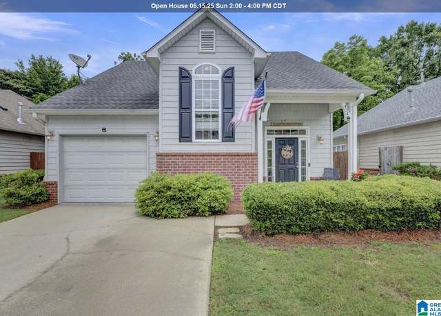 Property at 434 Holland Lakes Dr N, Pelham, AL 35124, 3 beds, 2.5 baths