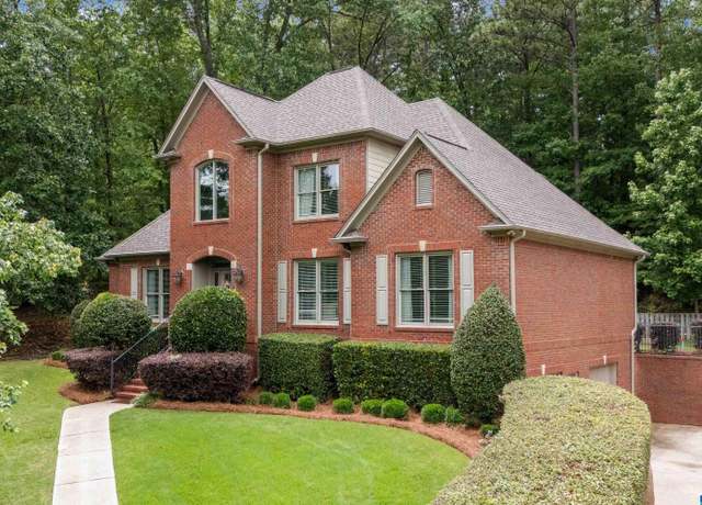 Property at 363 Highland Park Dr, Birmingham, AL 35242, 4 beds, 4.5 baths