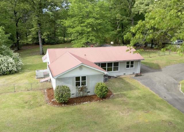 Property at 4010 93rd St, Northport, AL 35473, 3 beds, 2 baths