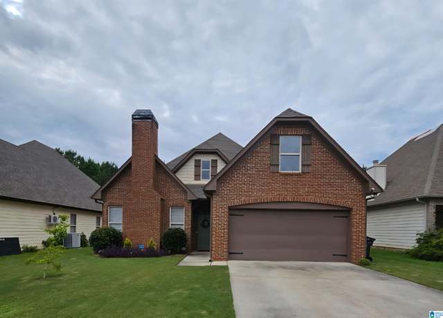 Property at 1013 Aronimink Dr, Calera, AL 35040, 3 beds, 2 baths