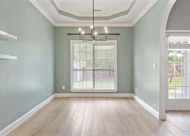 Property at 1020 Waterford Trl, Calera, AL 35040, 3 beds, 2 baths