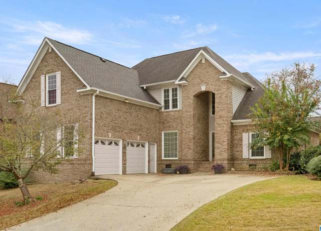 Property at 611 Longwood Pl, Vestavia Hills, AL 35226, 3 beds, 3.5 baths