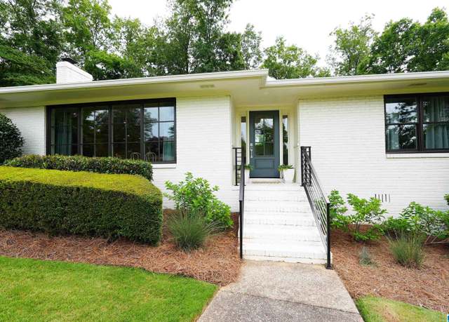 Property at 2129 Pine Crest Dr, Vestavia Hills, AL 35216, 3 beds, 3 baths