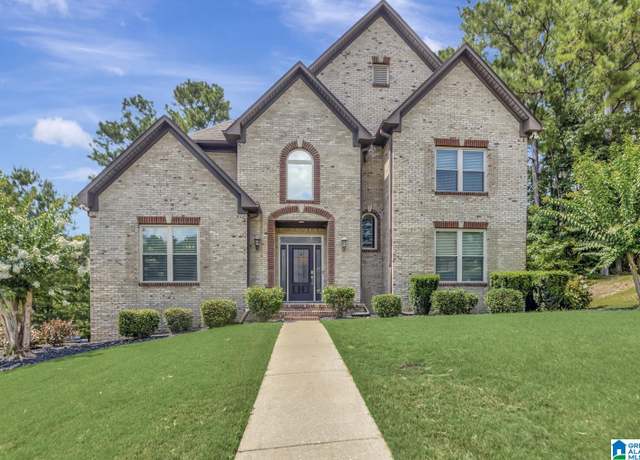 Property at 249 Grande View Cir, Alabaster, AL 35114, 4 beds, 4.5 baths
