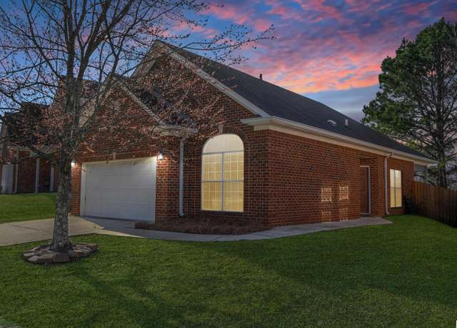 Property at 1020 Castlemaine Dr, Birmingham, AL 35226, 2 beds, 2 baths