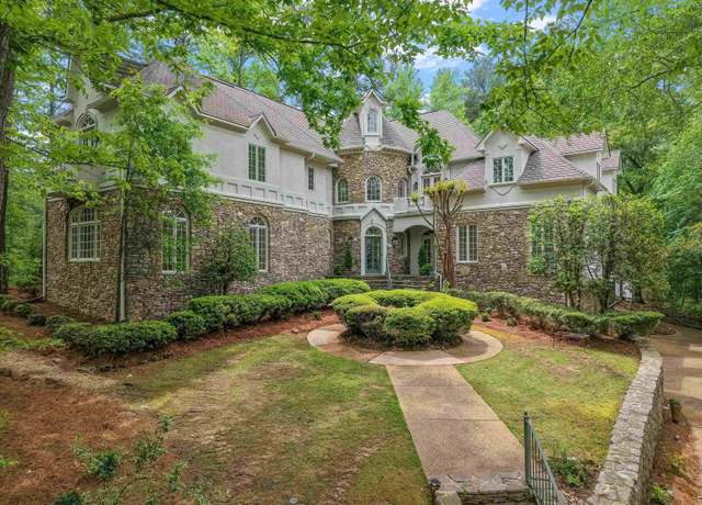 Property at 2074 Royal Fern Ln, Hoover, AL 35244, 5 beds, 4.5 baths